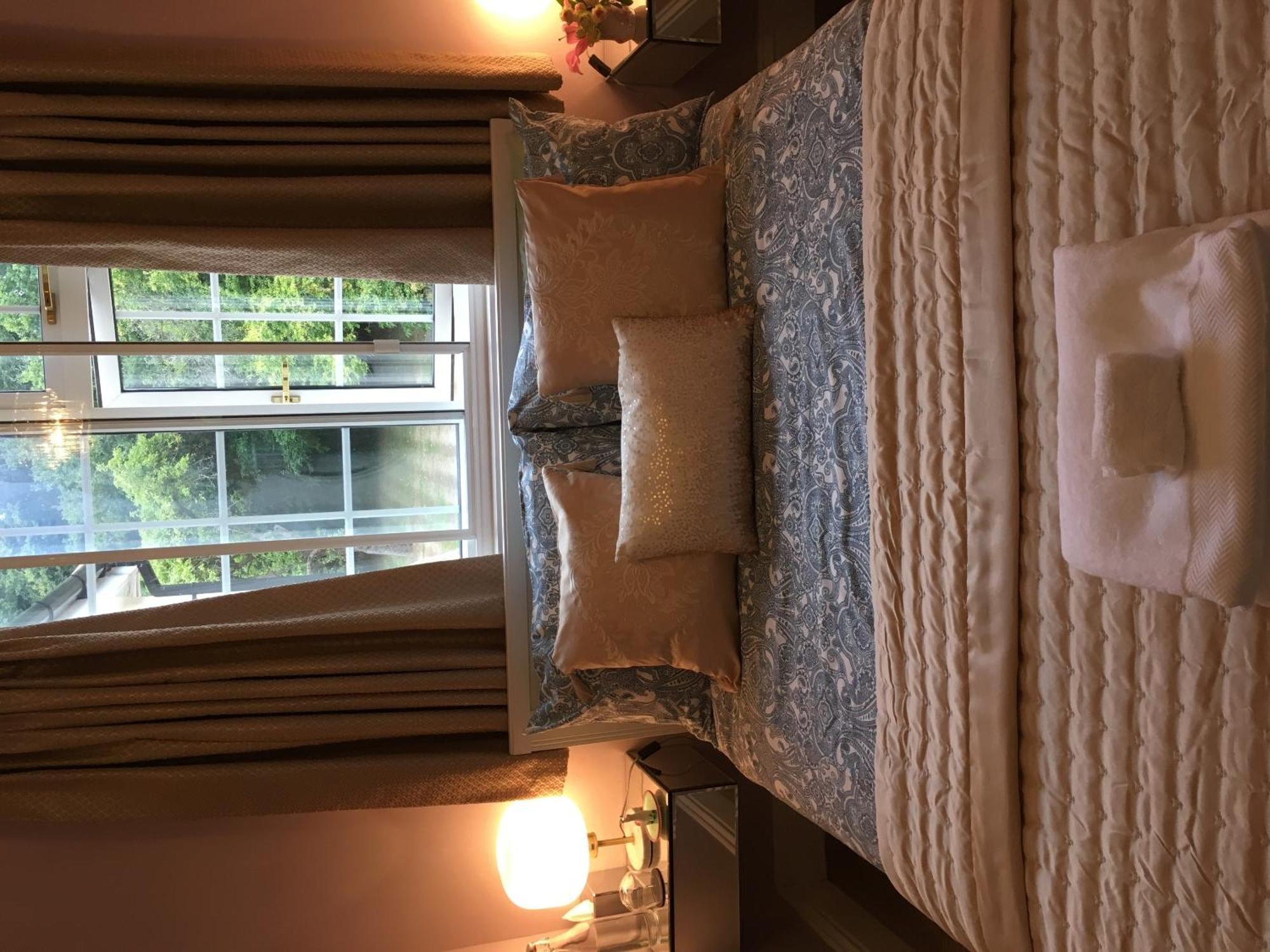 Leafy Suburban Bed And Breakfast Northwood  Dış mekan fotoğraf