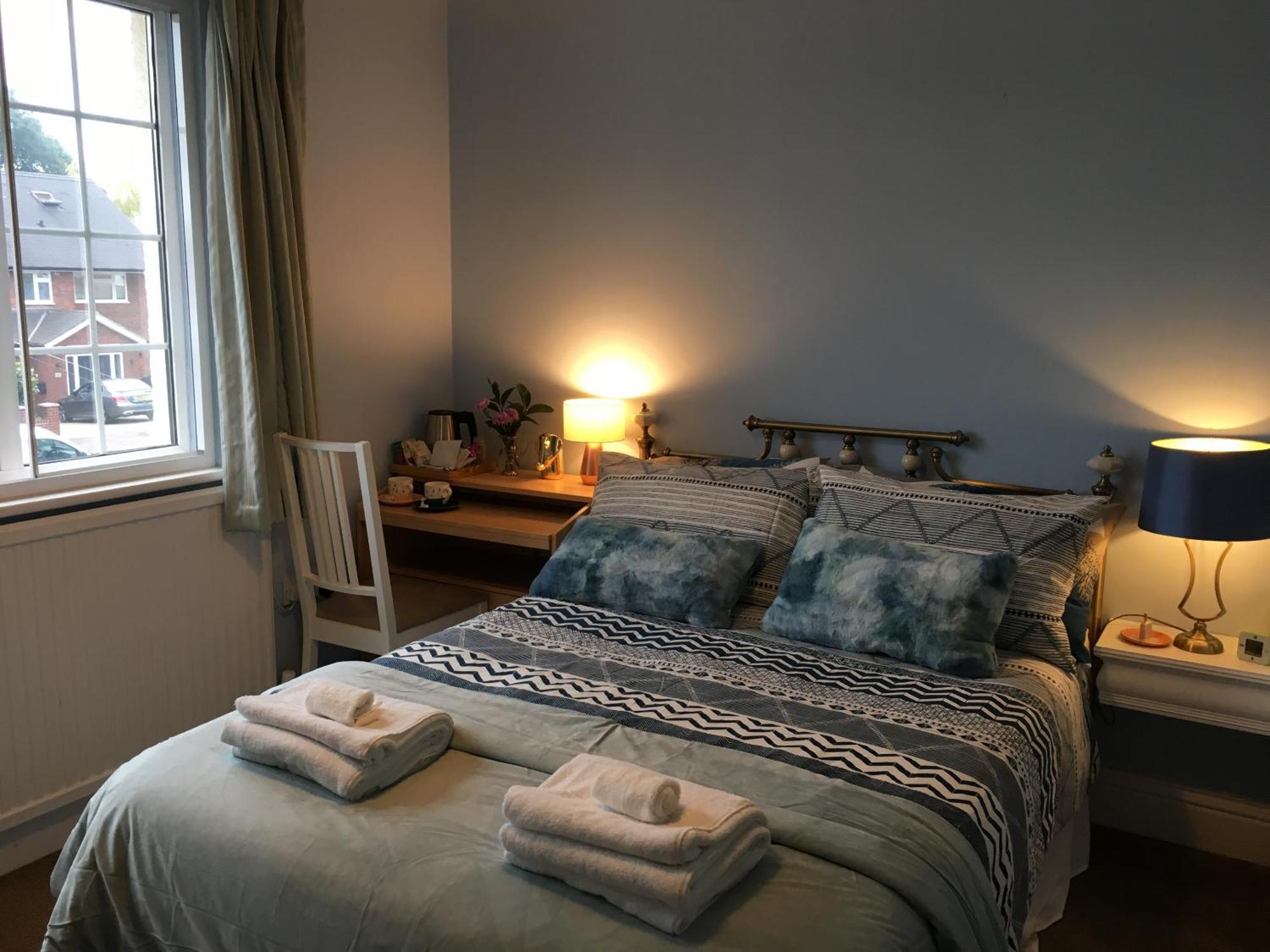 Leafy Suburban Bed And Breakfast Northwood  Dış mekan fotoğraf